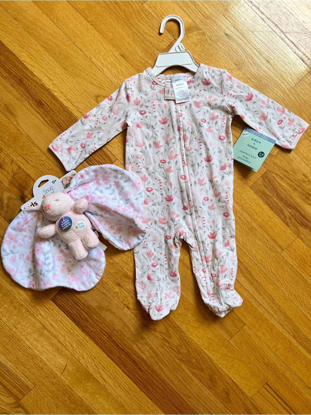 NWT aden + anais Pink Floral One-Piece Footie 3-6m & Kids Preferred Lovey